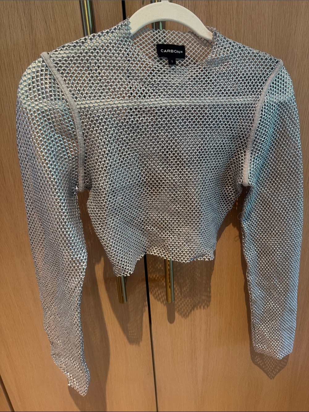 CARBON38 Silver Metallic Mesh Cropped Long-Sleeve Top